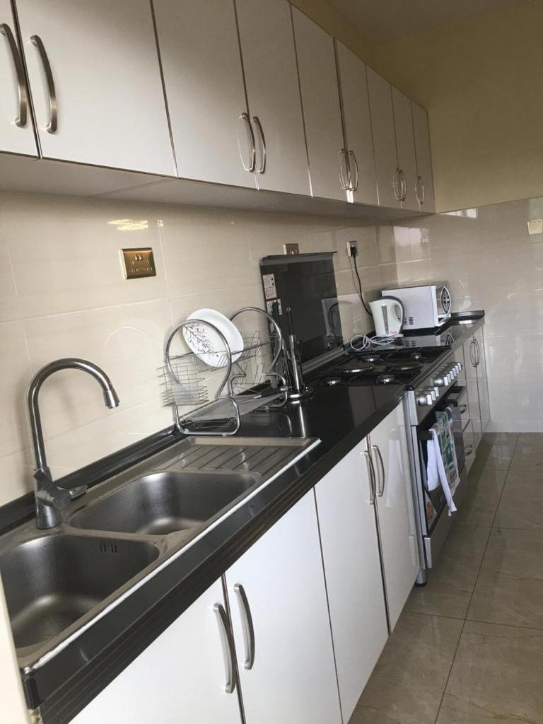 Lux Suites Silver Habor Apartments Kilimani Nairobi Exterior foto