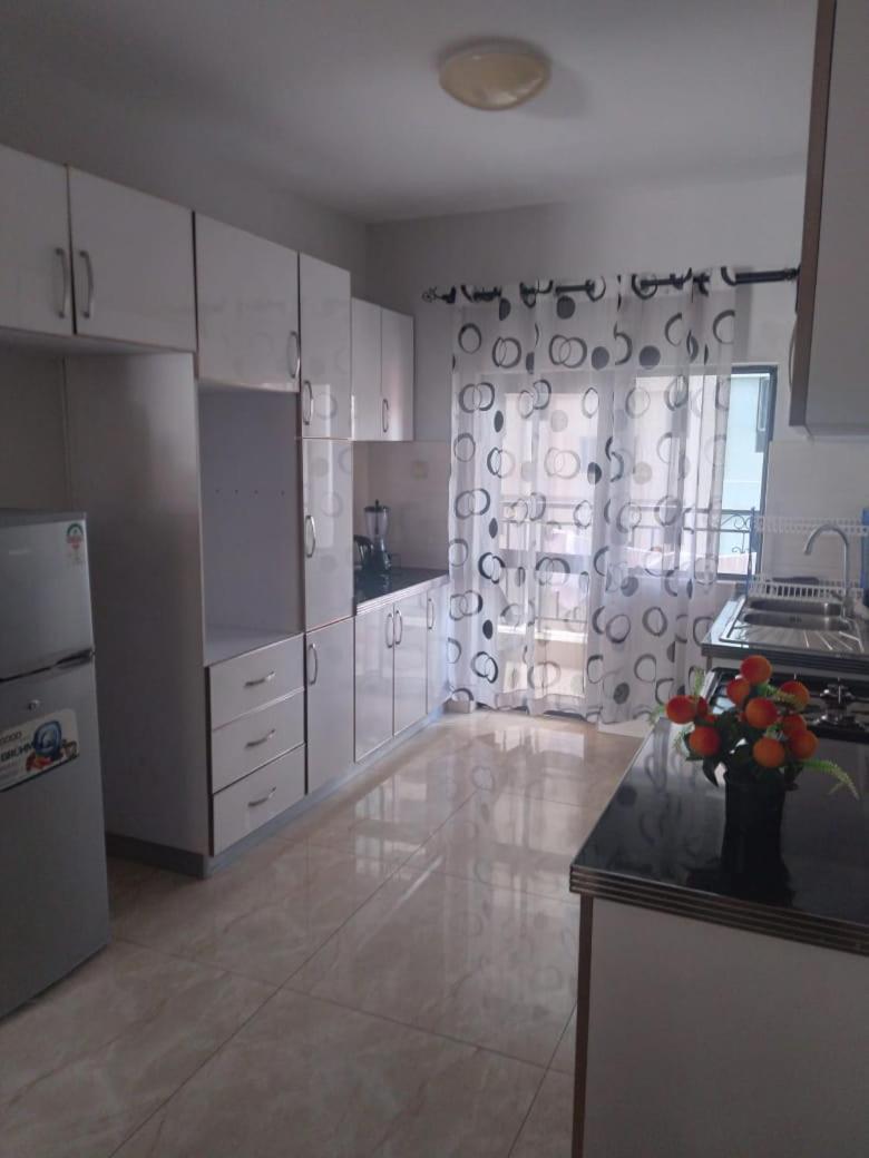 Lux Suites Silver Habor Apartments Kilimani Nairobi Exterior foto